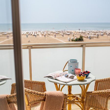 Hotel Karinzia Caorle Buitenkant foto
